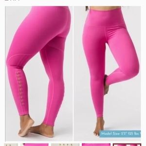 Women’s ZYIA Brilliant Fuschia High-Rise Legging Small pockets Hot pink
